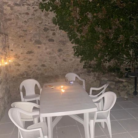 Maison Les Ramparts Вилфранш-дьо-Конфлон Екстериор снимка