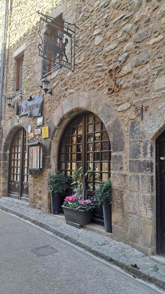 Maison Les Ramparts Вилфранш-дьо-Конфлон Екстериор снимка